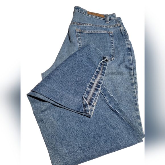 Bill Blass 5 Pocket Straigh Leg Jeans Size 12 - Picture 2 of 7